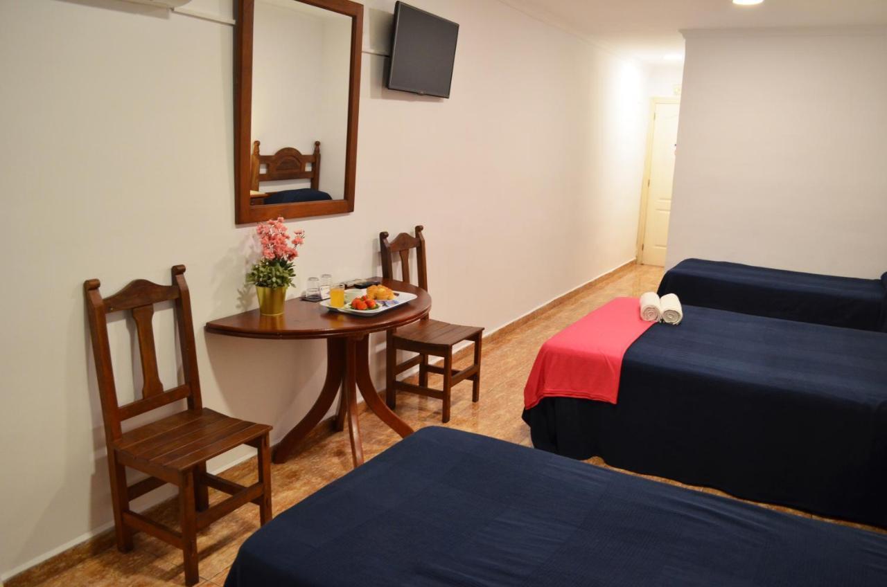 Hotel Manantiales Torremolinos Exteriör bild